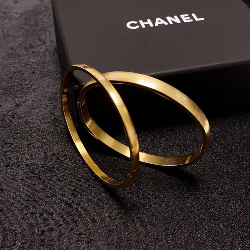 Ch**el bracelets